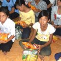 VinhLong students receiving gifts3